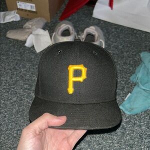 Official 59fourtey on field mlb Pittsburg Pirates game hat-size 7 1/8